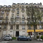 Unique 16Th Arrondissement Apartment